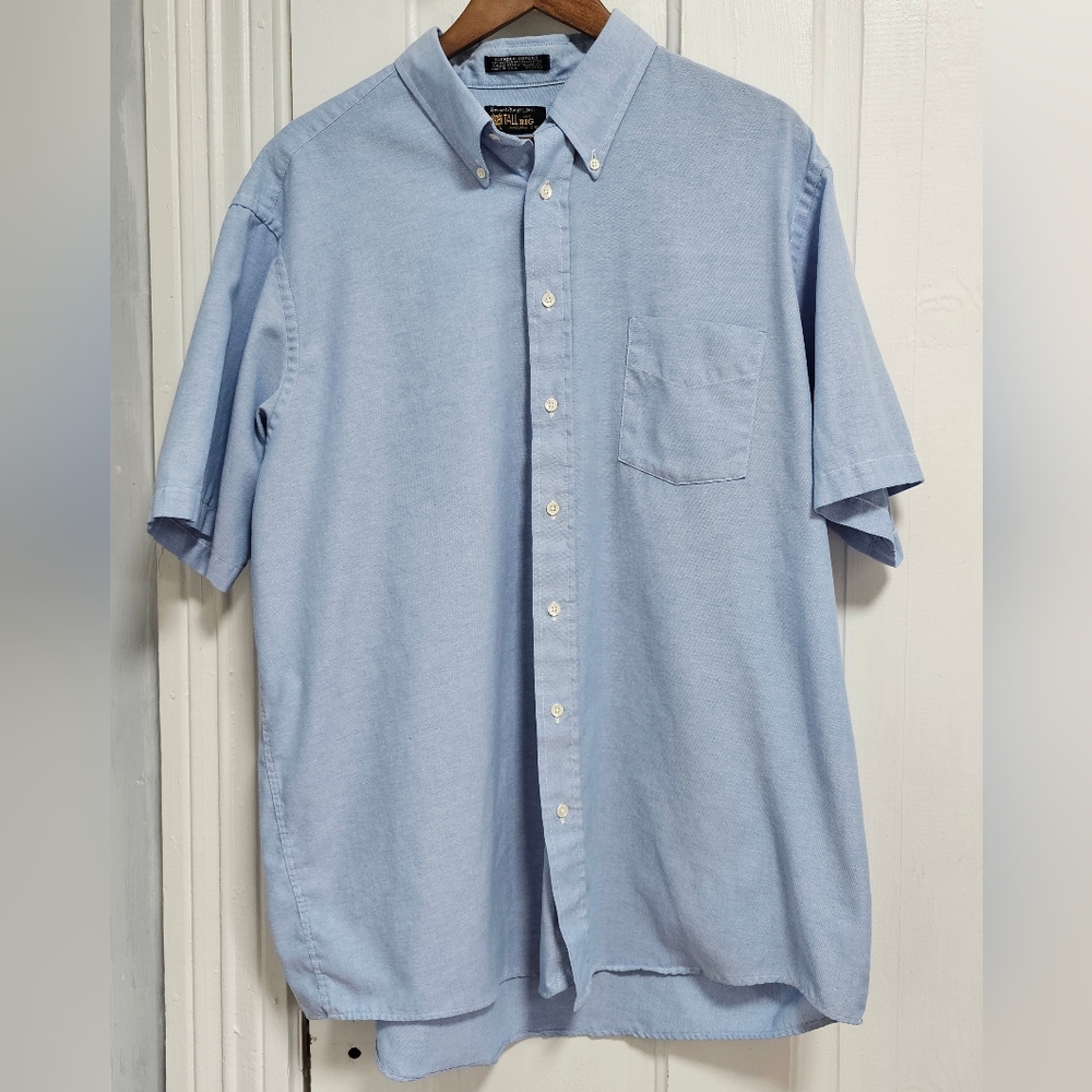 Vintage Men's Light Blue Button-Down Oxford